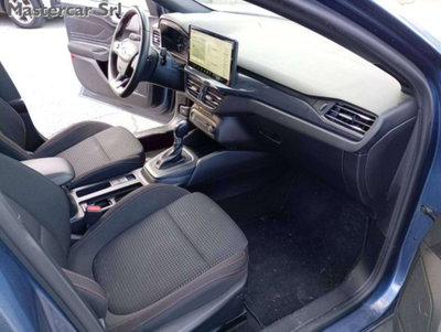 Ford Focus Station Wagon 1.0 EcoBoost Hybrid 125 CV SW ST-Line Design (12)