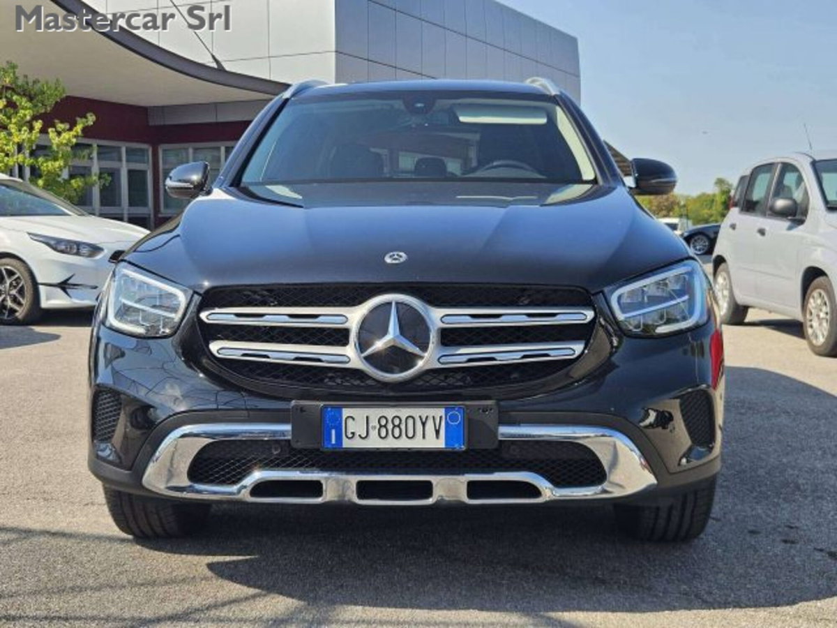 Mercedes-Benz GLC SUV 300 de 4Matic EQ-Power Business (2)