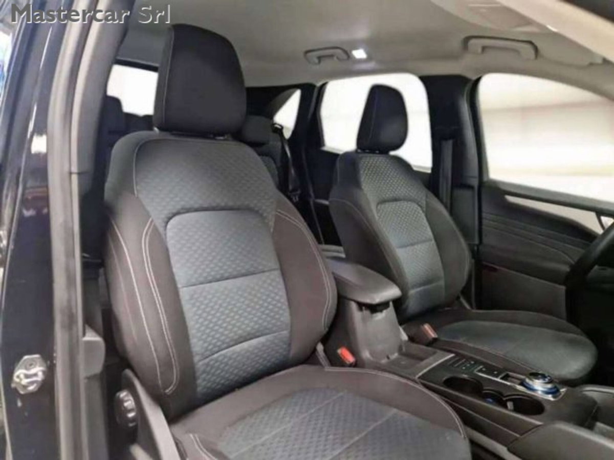 Ford Kuga 1.5 EcoBlue 120 CV aut. 2WD (5)