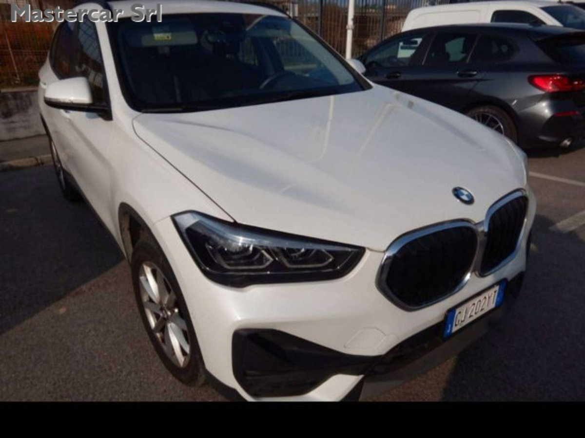 BMW X1 sDrive16d Business Advantage (3)