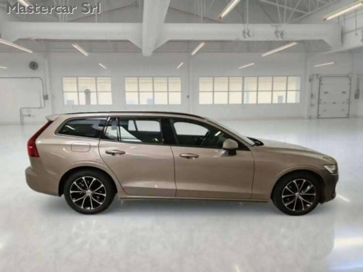 Volvo V60 D3 Momentum Business (5)