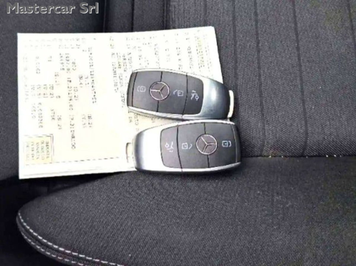 Mercedes-Benz Classe C Station Wagon 200 Auto EQ-Boost Sport (12)