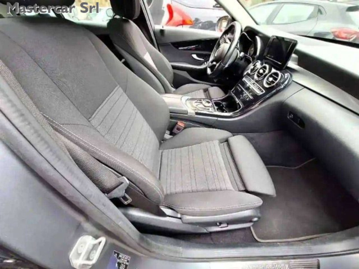 Mercedes-Benz Classe C Station Wagon 200 Auto EQ-Boost Sport (7)