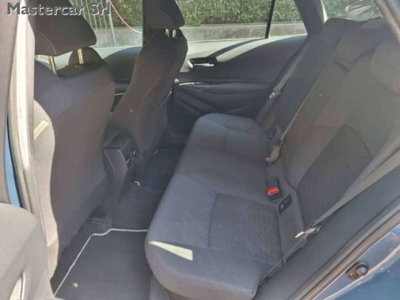 Toyota Corolla Touring Sports 2.0 Hybrid Lounge (8)