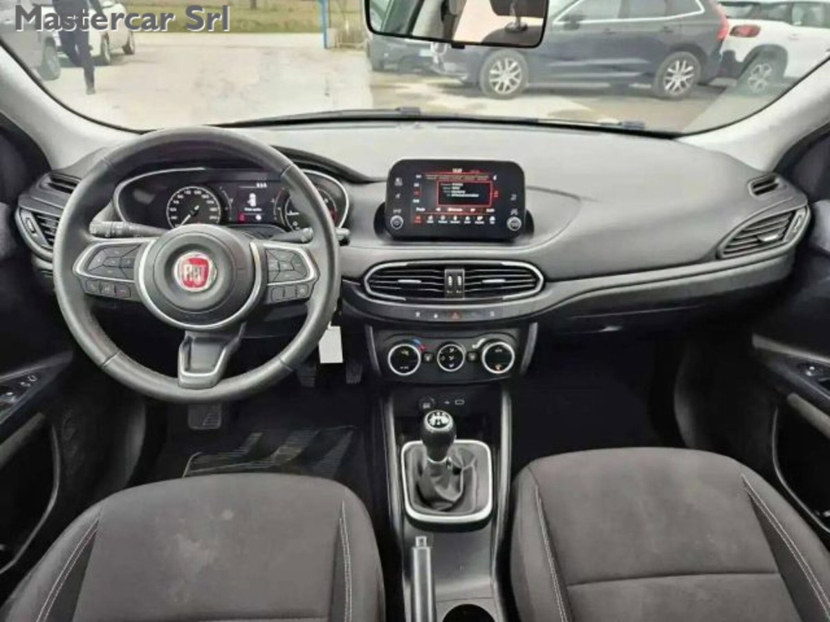 Fiat Tipo Station Wagon Tipo SW 1.0 t3 Cross 100cv (12)