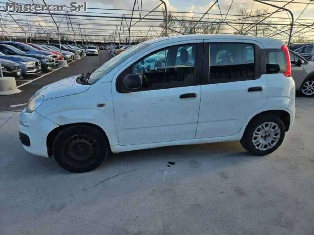 Fiat Panda 1.3 MJT 95 CV S&S Easy (2)