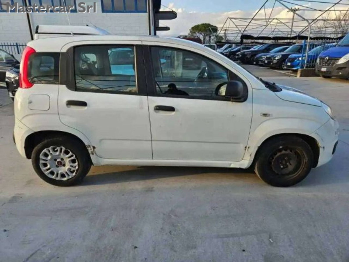 Fiat Panda 1.3 MJT 95 CV S&S Easy (6)