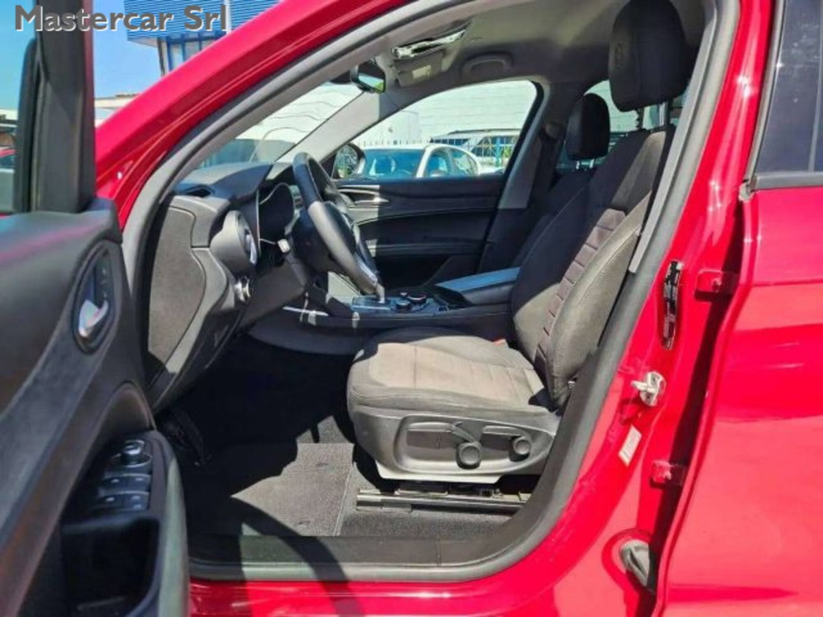 Alfa Romeo Stelvio 2.2 t Intensa rwd 160cv auto (10)