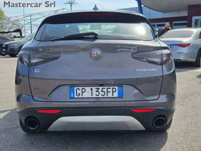 Alfa Romeo Stelvio 2.2 t Intensa Q4 210cv auto (4)