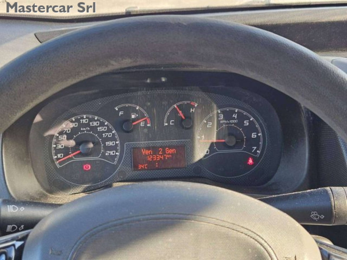 Fiat Fiorino 1.3 MJT 95CV Furgone (13)