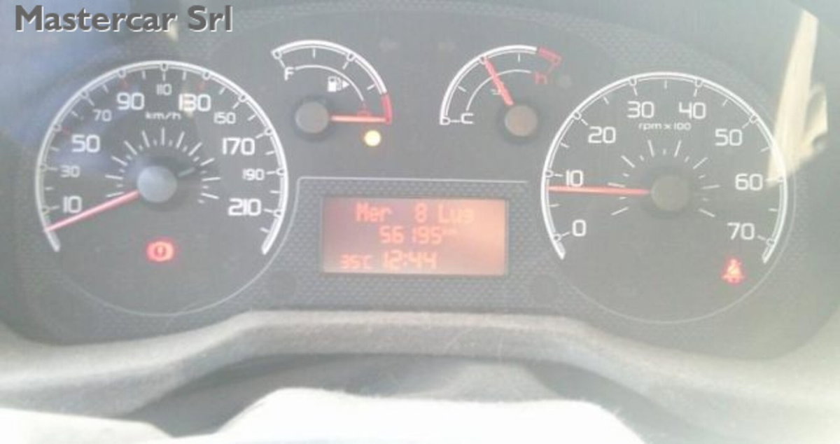Fiat Fiorino 1.3 MJT 95CV Furgone (8)