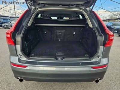 Volvo XC60 B4 Geartronic Momentum (14)