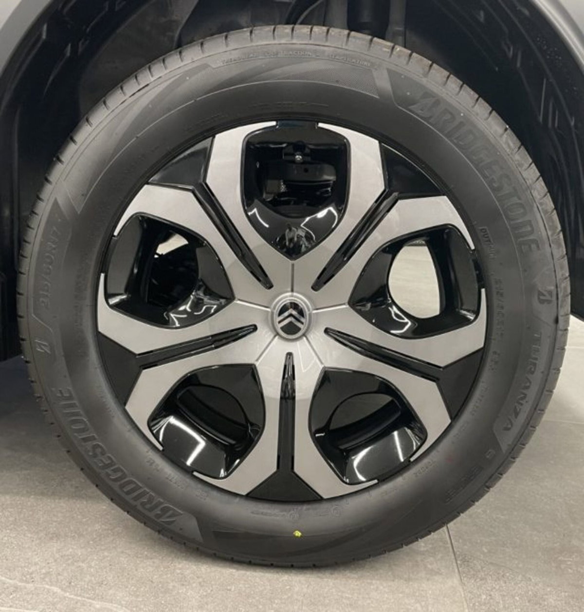 Citroen C3 Aircross 1.2 puretech turbo Plus 100cv (16)