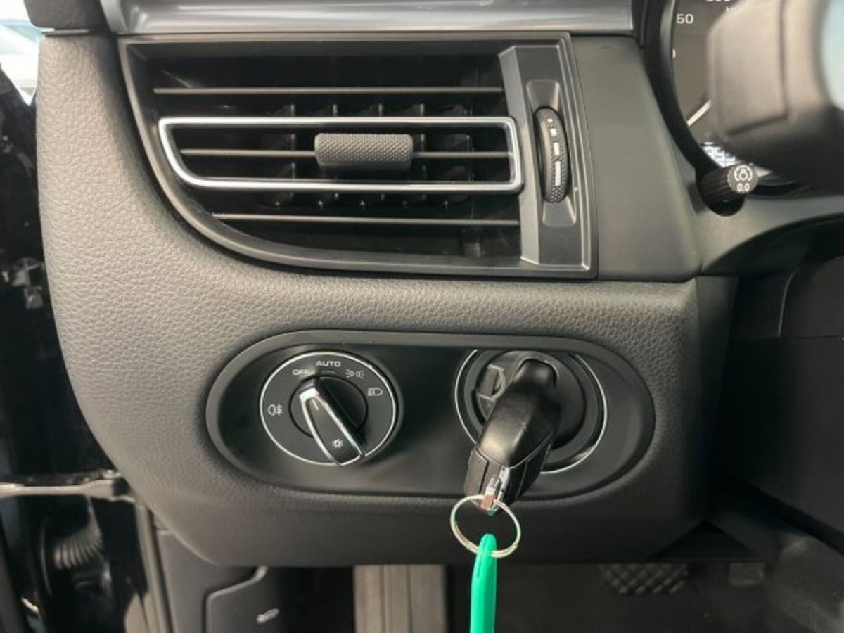 Porsche Macan 2.0 265cv pdk (17)