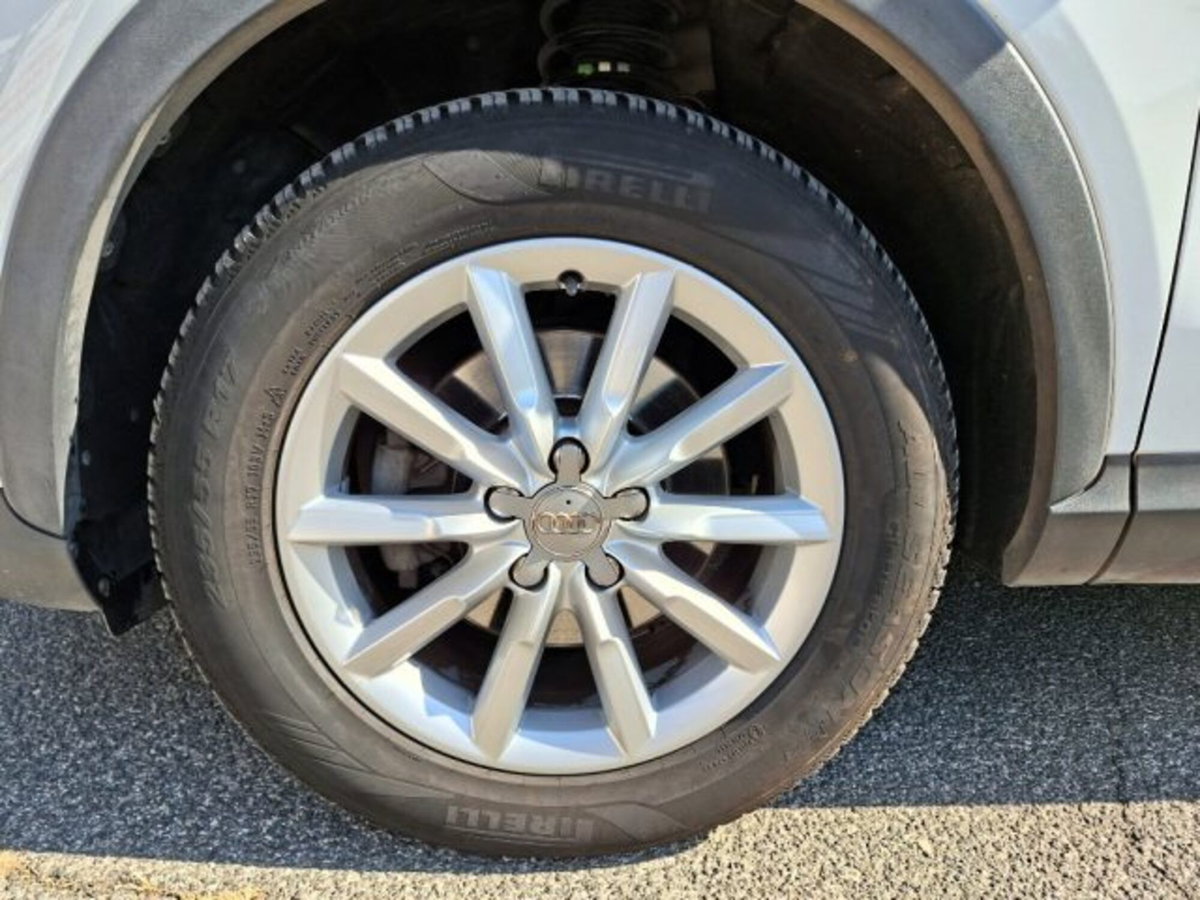 Audi Q3 2.0 TDI 150 CV Design (13)