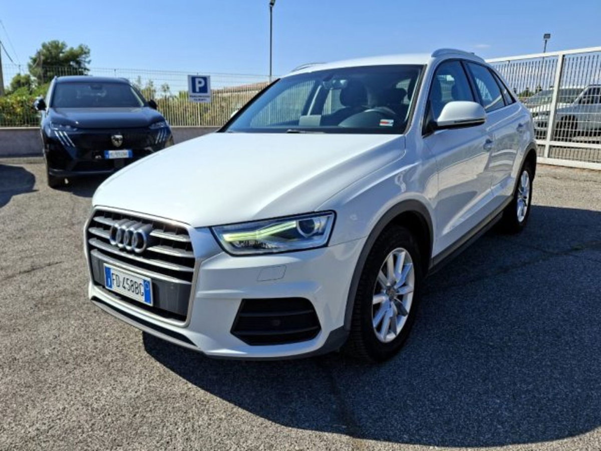 Audi Q3 2.0 TDI 150 CV Design (3)