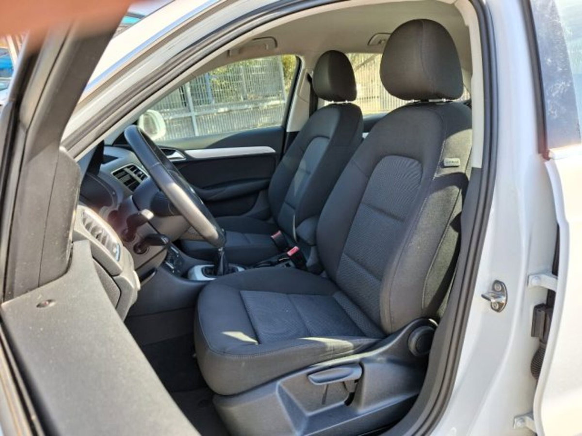 Audi Q3 2.0 TDI 150 CV Design (7)