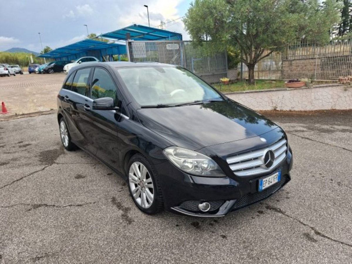 Mercedes-Benz Classe B 180 CDI BlueEFFICIENCY Executive (2)