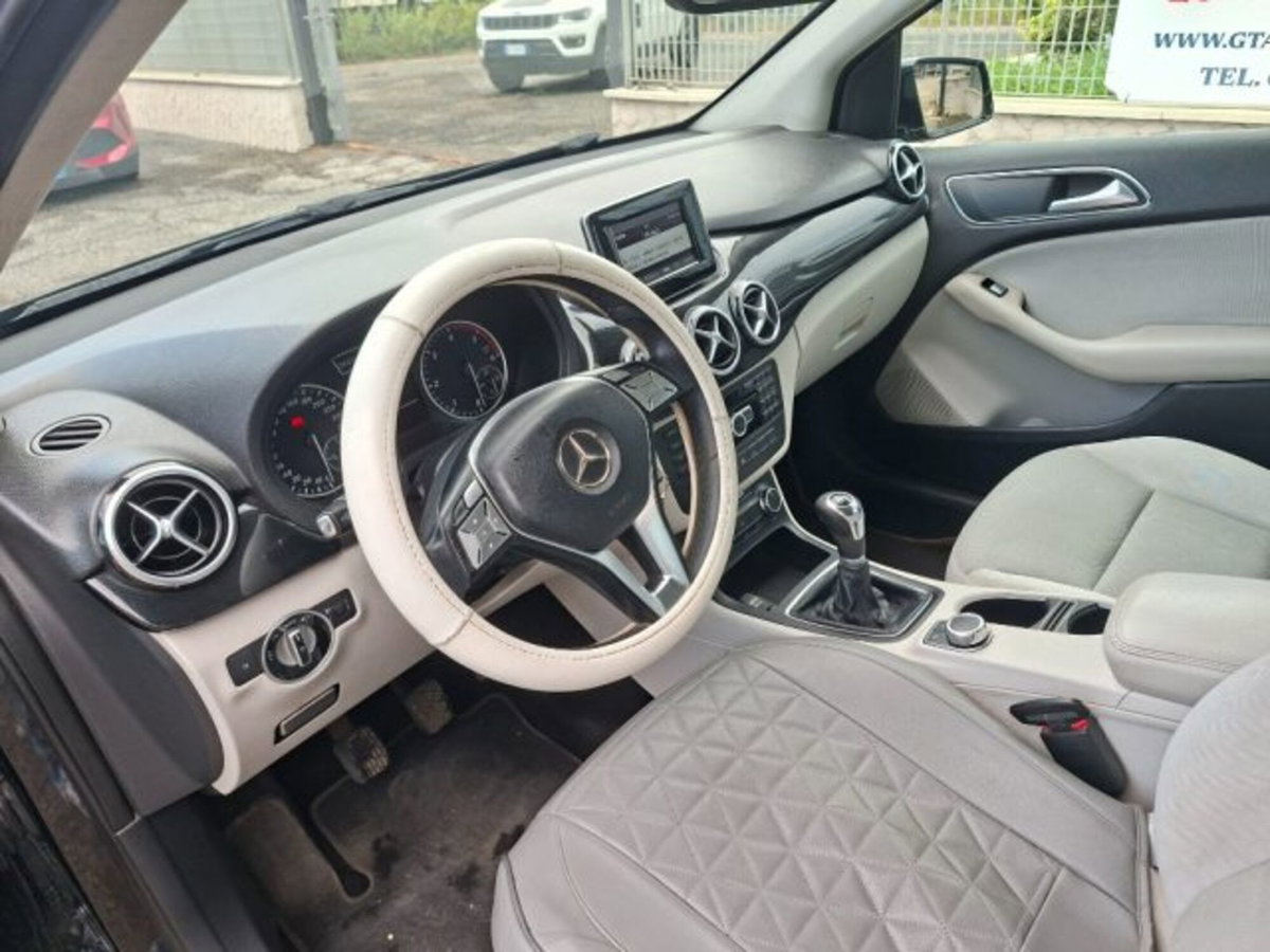 Mercedes-Benz Classe B 180 CDI BlueEFFICIENCY Executive (5)