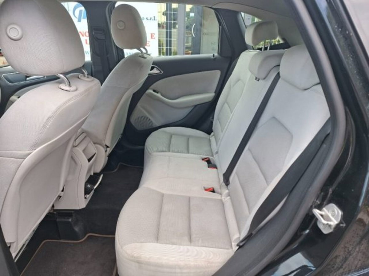 Mercedes-Benz Classe B 180 CDI BlueEFFICIENCY Executive (7)