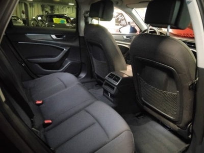 Audi A6 Avant 40 2.0 TDI S tronic Business Plus (11)