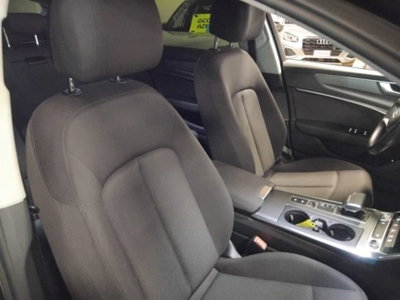 Audi A6 Avant 40 2.0 TDI S tronic Business Plus (14)