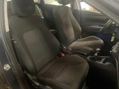 Hyundai Bayon 1.0 t-gdi 48V Xline imt (11)