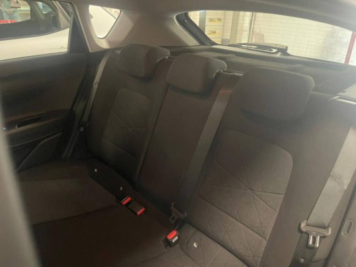 Hyundai Bayon 1.0 t-gdi 48V Xline imt (6)