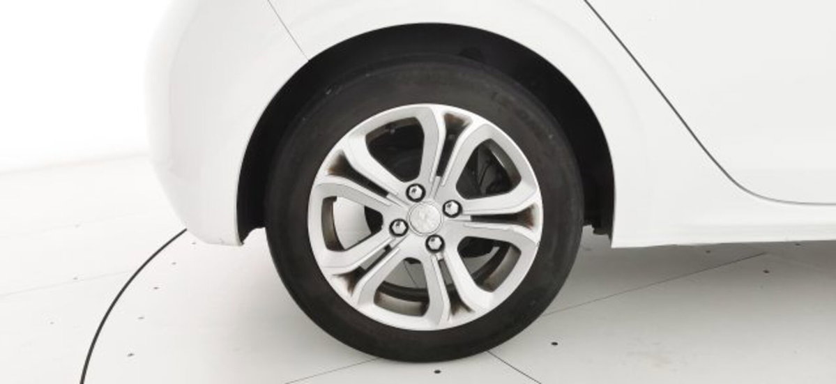 Peugeot 208 VTi 82 CV 5 porte Active (14)