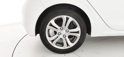 Peugeot 208 VTi 82 CV 5 porte Active (14)