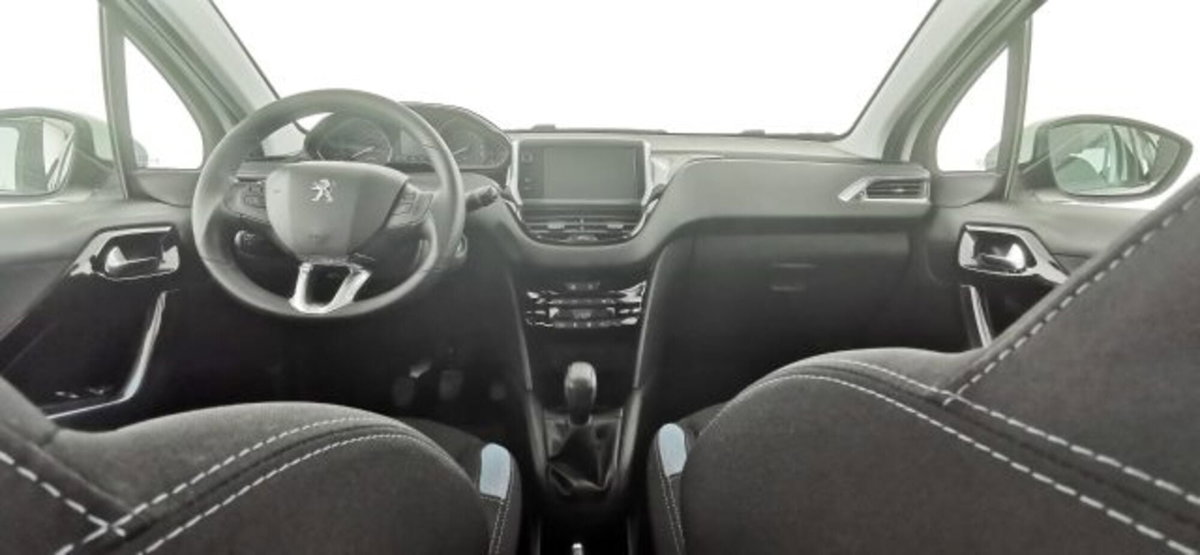 Peugeot 208 VTi 82 CV 5 porte Active (8)