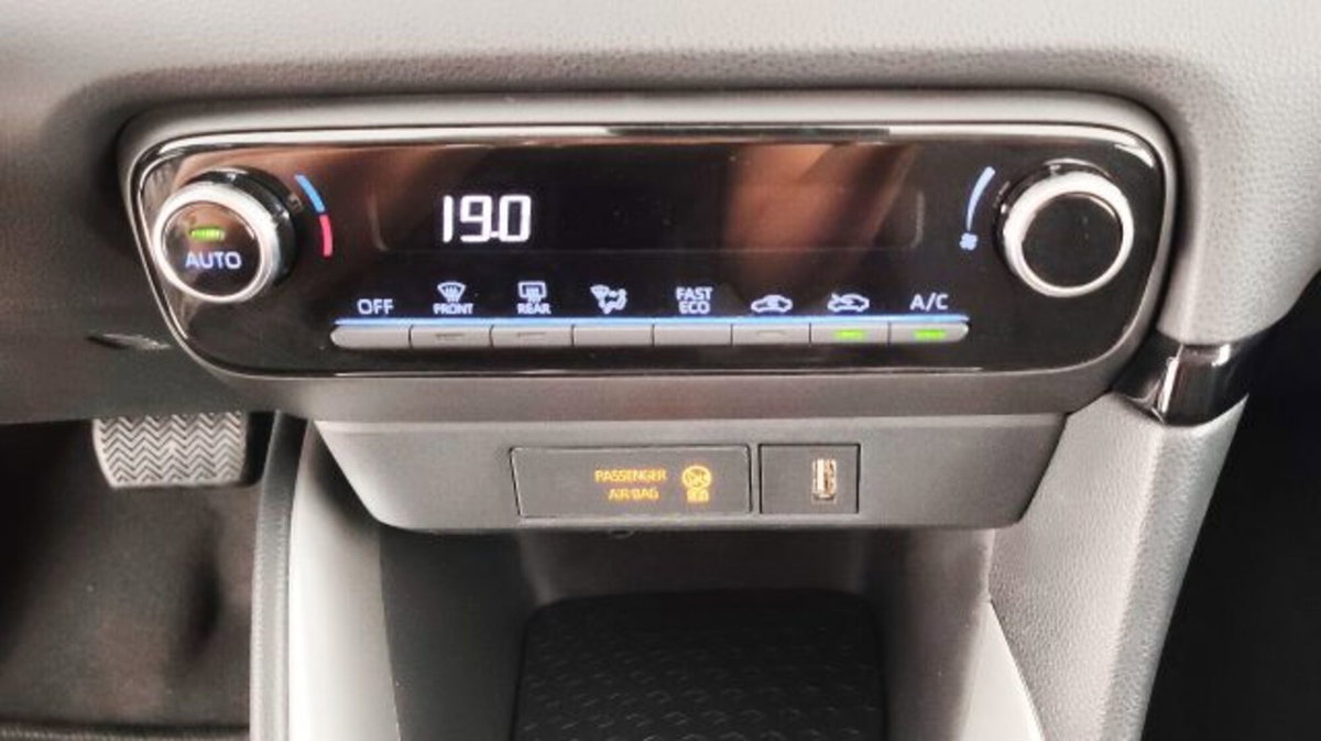 Toyota Yaris Cross 1.5 Hybrid 5p. E-CVT Trend (12)