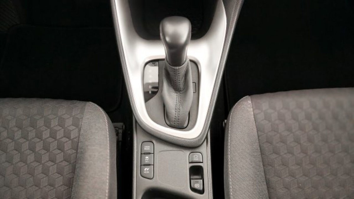 Toyota Yaris Cross 1.5 Hybrid 5p. E-CVT Trend (13)