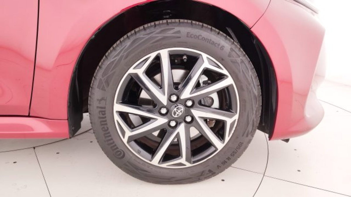 Toyota Yaris Cross 1.5 Hybrid 5p. E-CVT Trend (17)