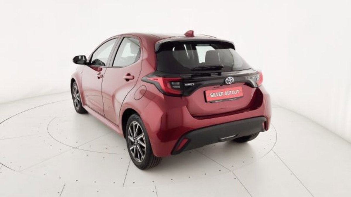 Toyota Yaris Cross 1.5 Hybrid 5p. E-CVT Trend (18)