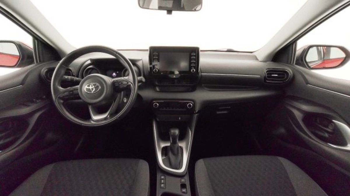 Toyota Yaris Cross 1.5 Hybrid 5p. E-CVT Trend (9)