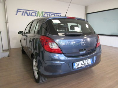 Opel Corsa 1.2 5 porte Club (8)