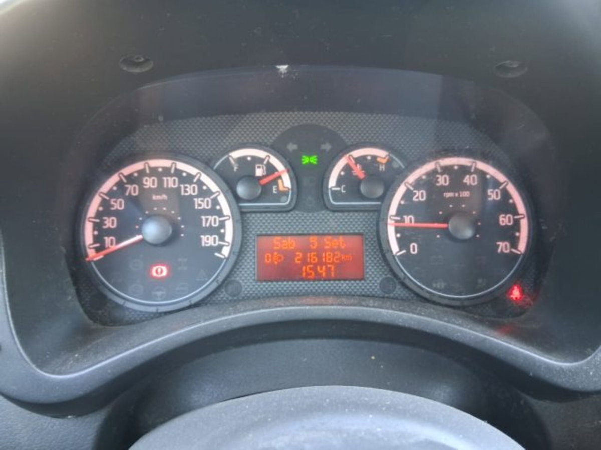 Fiat Panda 1.3 MJT 16V Dynamic (7)