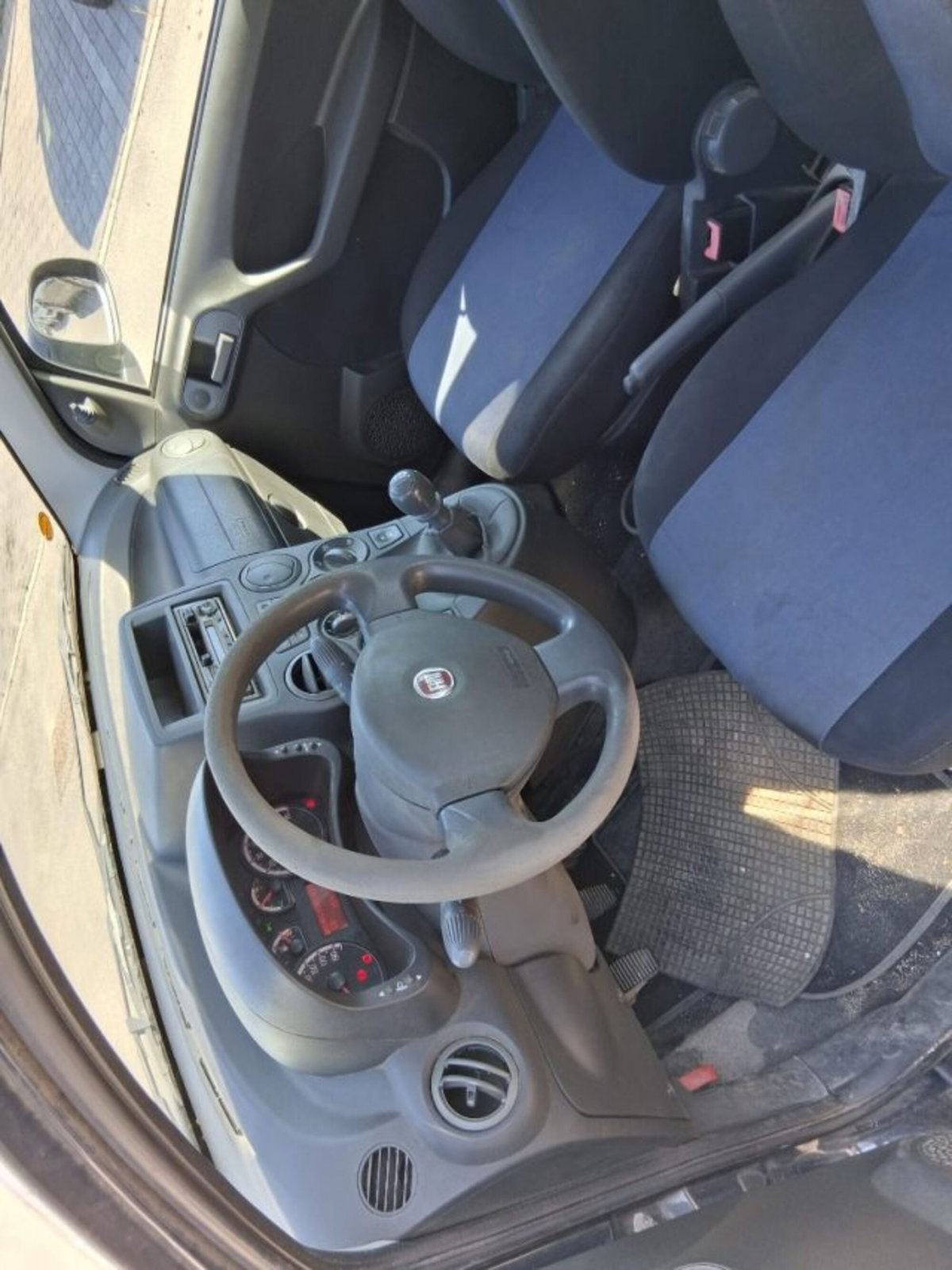 Fiat Panda 1.3 MJT 16V Dynamic (8)