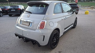 Abarth 500 1.4 Turbo T-Jet Custom (5)