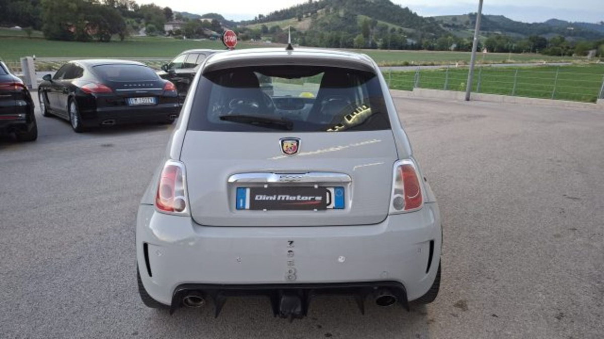 Abarth 500 1.4 Turbo T-Jet Custom (6)