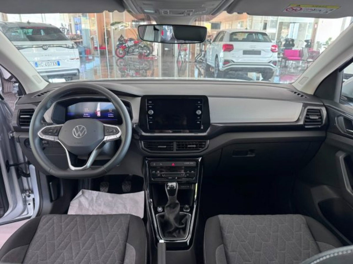 Volkswagen T-Cross 1.0 tsi Edition 95cv (17)
