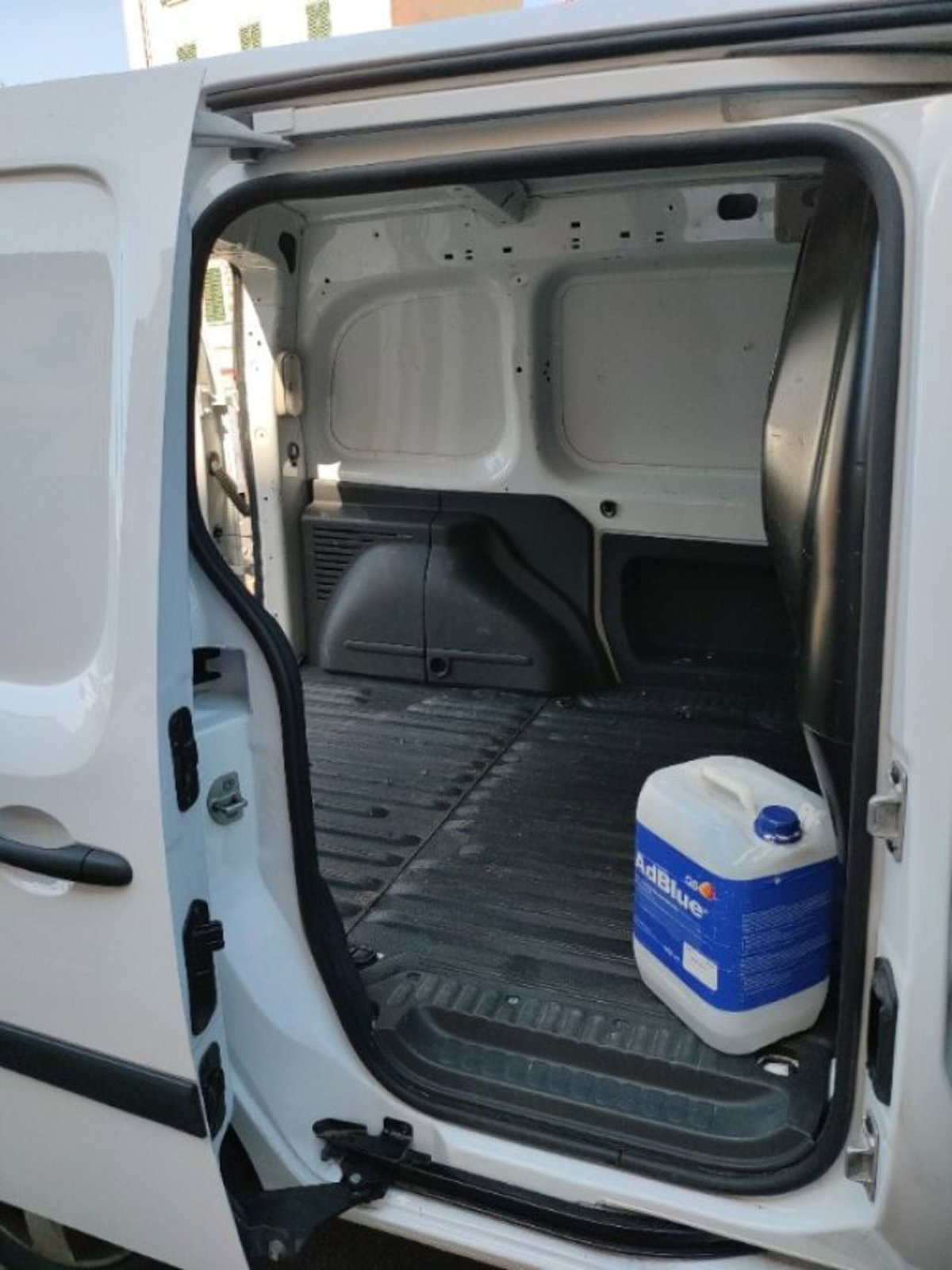 Nissan NV250 1.5 dCi 95CV PL Combi N1 (15)
