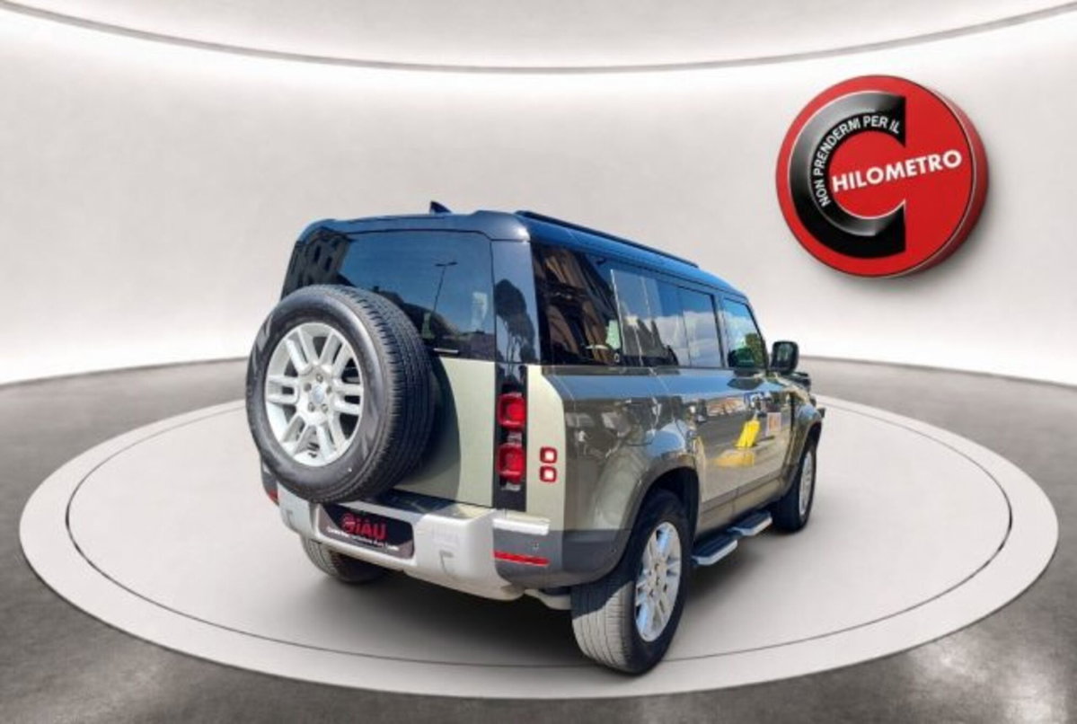 Land Rover Defender 110 3.0D I6 200 CV AWD Auto X-Dynamic S (7)