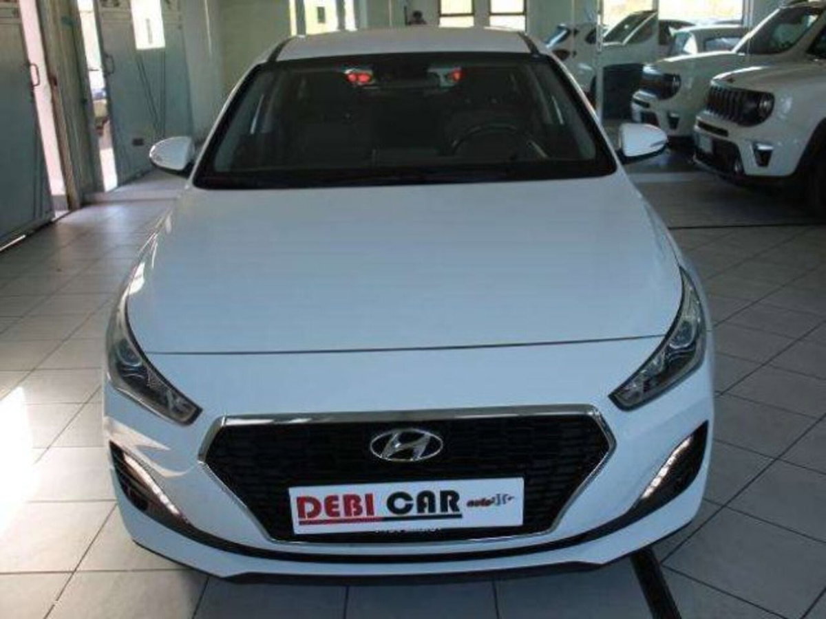 Hyundai i30 Station Wagon 1.4 BlueDrive GPL Comfort (2)