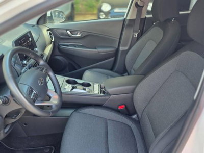 Hyundai Kona EV 39 kWh Exclusive (8)