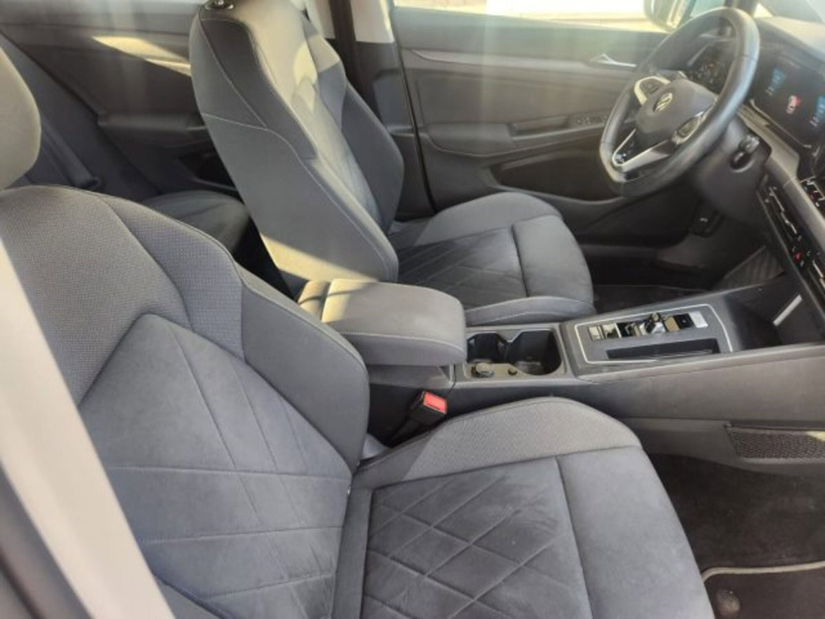 Volkswagen Golf 1.5 eTSI 150 CV EVO ACT DSG 1st Edition Style (12)