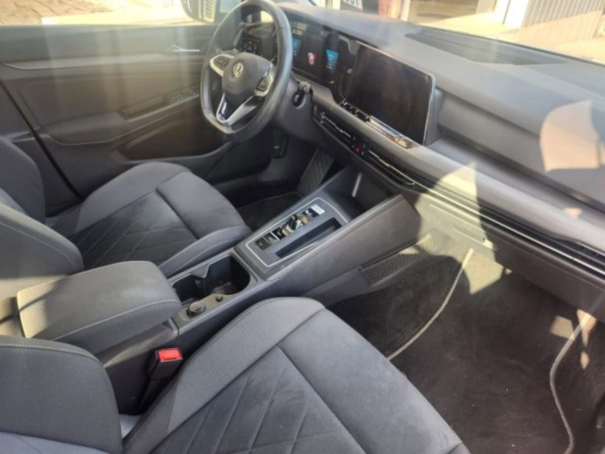 Volkswagen Golf 1.5 eTSI 150 CV EVO ACT DSG 1st Edition Style (13)