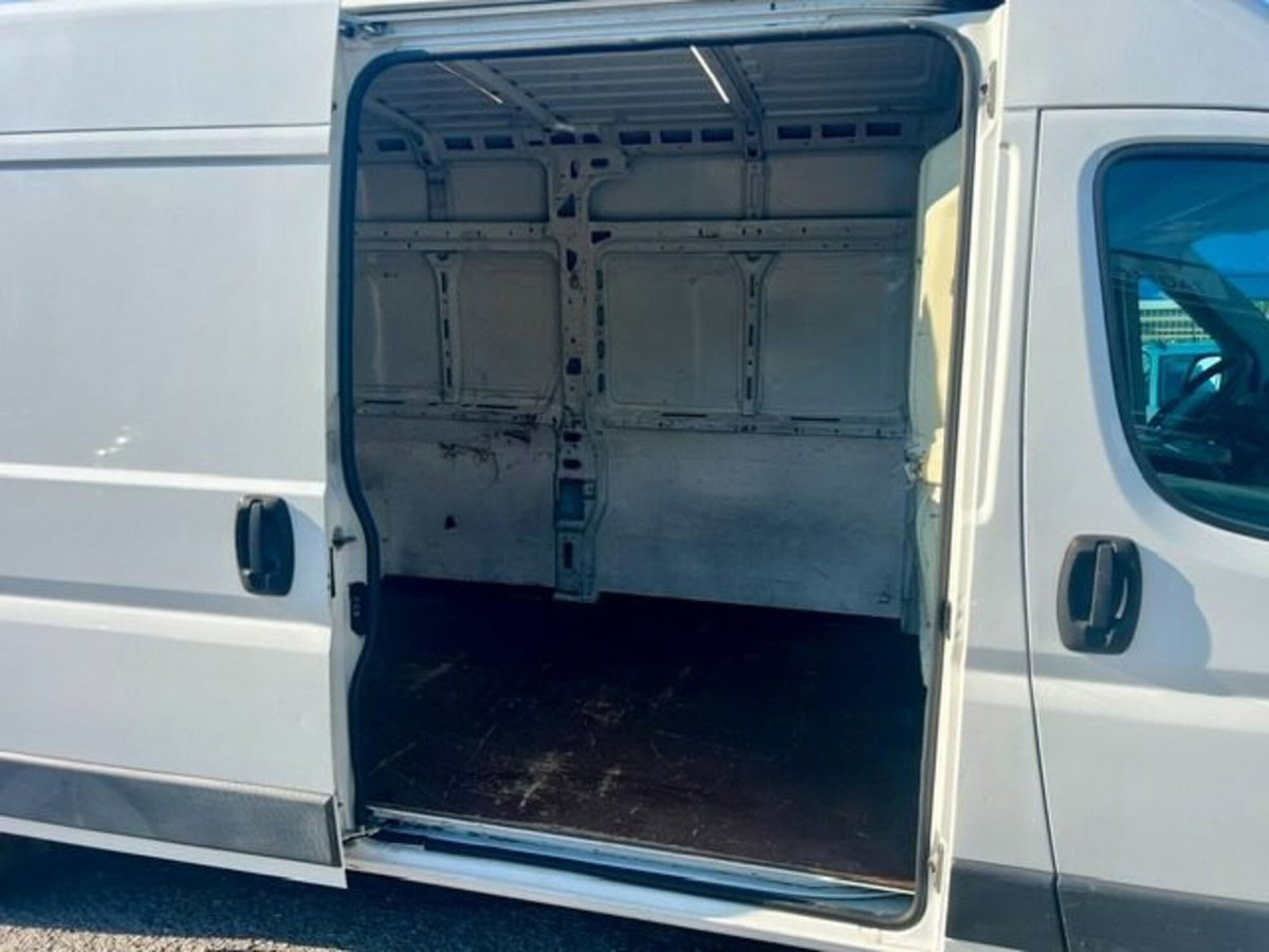Citroen Jumper Furgone 35 2.2 HDi/120 PLM-TA Furgone (8)