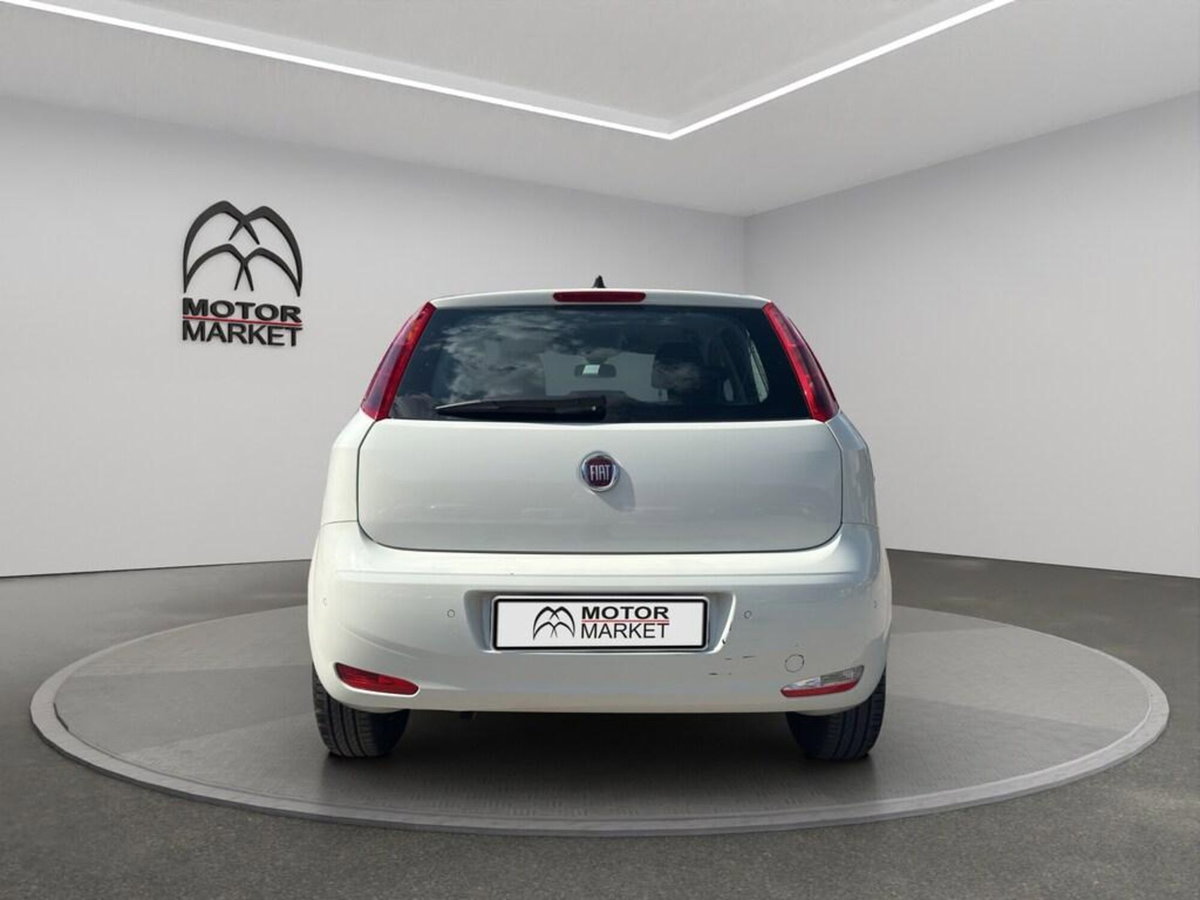 Fiat Punto 1.4 8V 5 porte Natural Power Lounge (6)